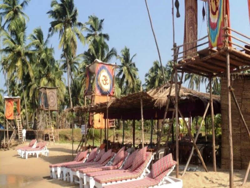 Five Five Restaurant And Guest Tents Anjuna Exterior photo